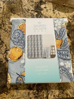 Sigrid Olsen Mediterranean lemon and paisley design shower curtain - 72”x72” NEW